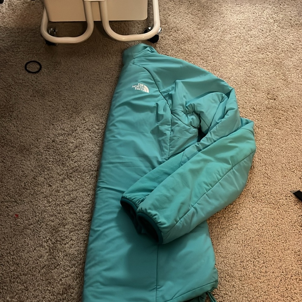 North Face Lightweight Pullover Jacket! - image 4